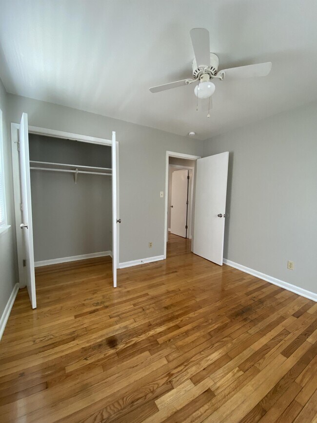 Building Photo - 5421 Silver Pine Ct