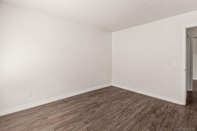 Building Photo - 3877 Pell Pl