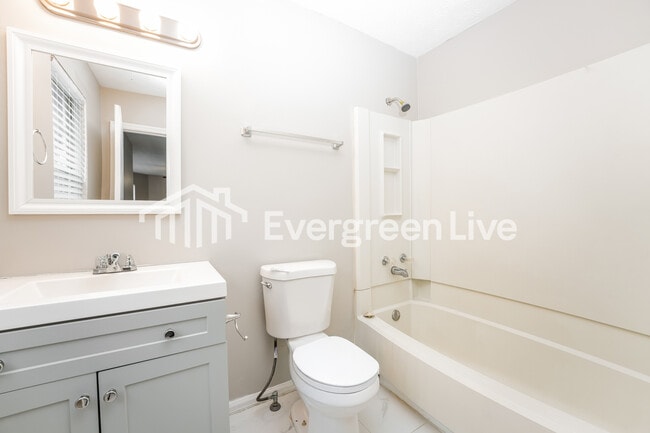 Building Photo - 5552 La Fleur Trail