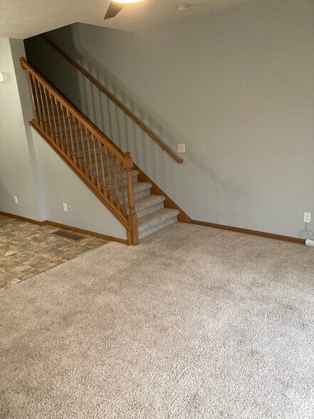 Building Photo - 2650 Millstone Dr