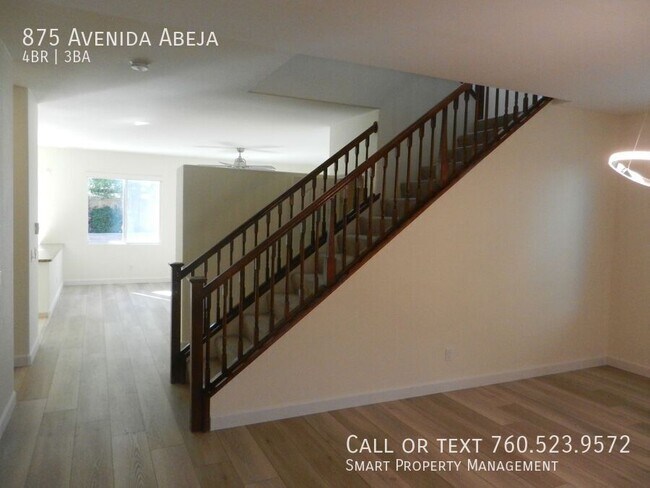 Building Photo - 875 Avenida Abeja