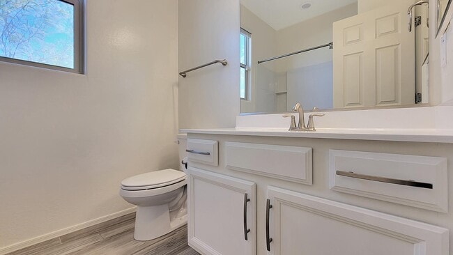 Building Photo - 14142 S 177th Dr