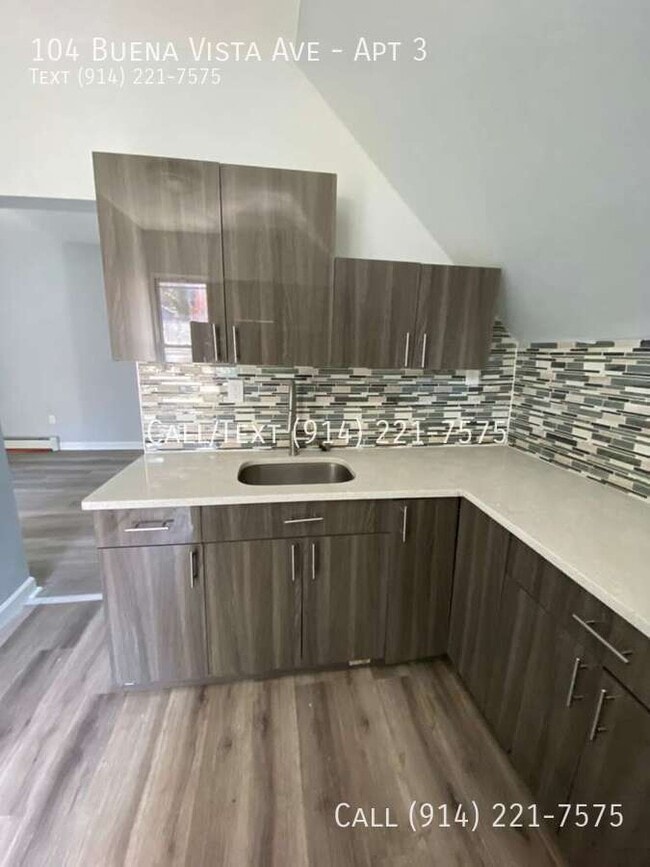 Building Photo - 104 Buena Vista Ave