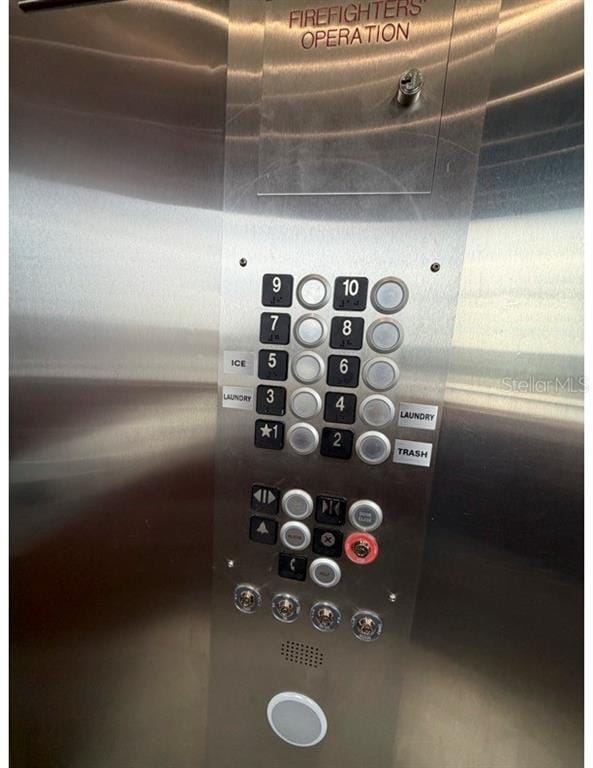 Building Photo - 6165 Carrier Dr