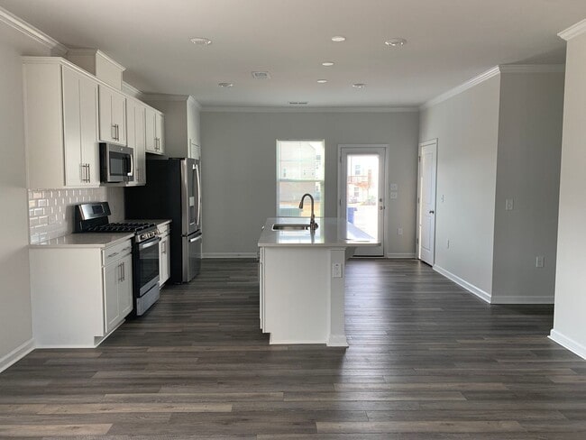 Building Photo - 2471 Tonoloway Dr