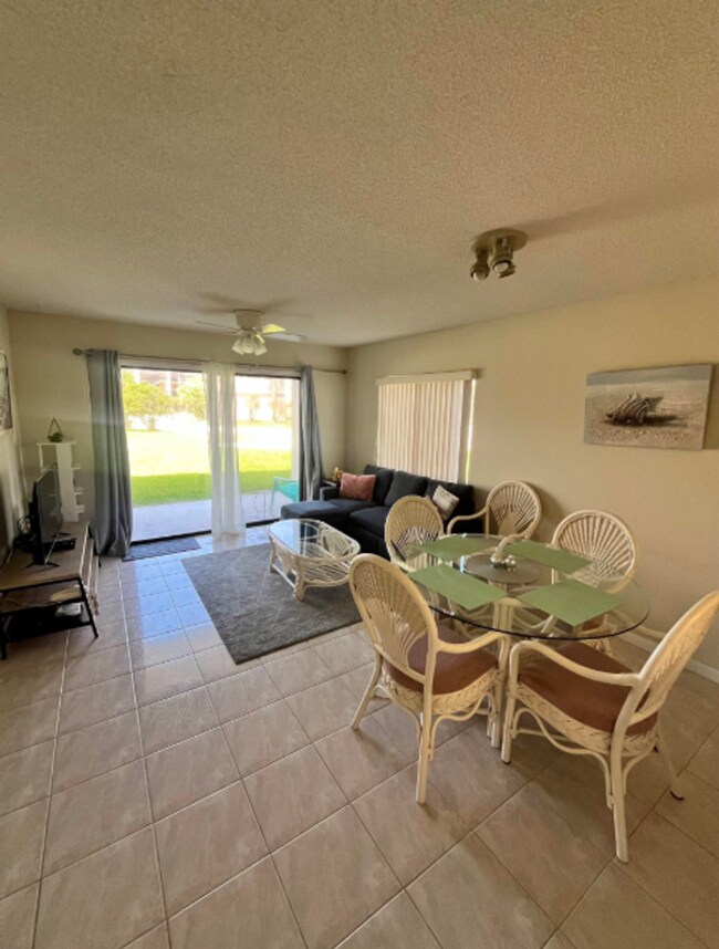 Building Photo - Beach Condo for Rent, AVAILABLE NOW!
