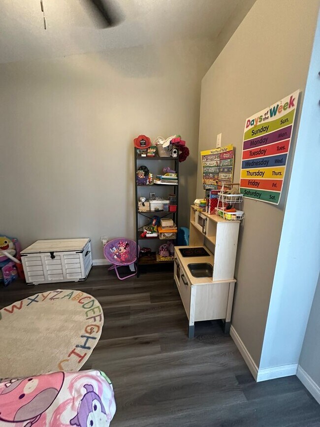 Building Photo - Inviting 3-Bedroom | 2-Bathroom Home in National City