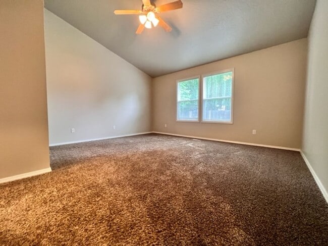Building Photo - 13037 W Peachleaf Ct