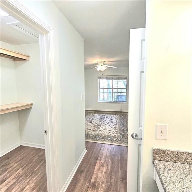 Building Photo - 3655 Habersham Rd NW