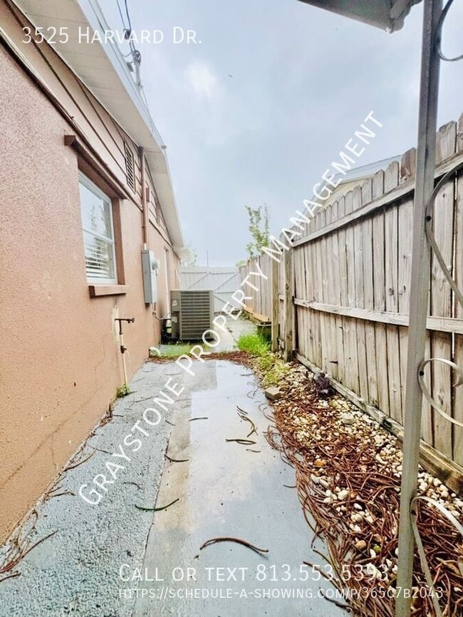Building Photo - 3525 Harvard Dr