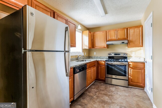 Building Photo - 419 Ivy Crest Dr