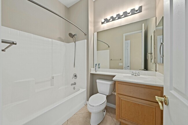 Building Photo - 79862 Amora Dr