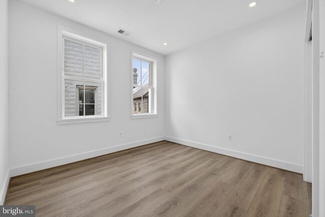 Building Photo - 117 N 21st St