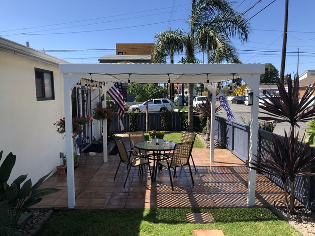 Building Photo - 820 Alabama St