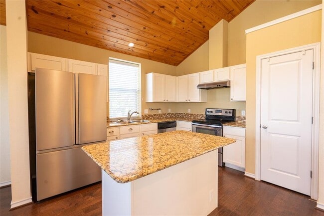 Building Photo - 1050 Co Rd 129