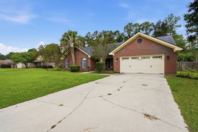Building Photo - 121 Mill Ct