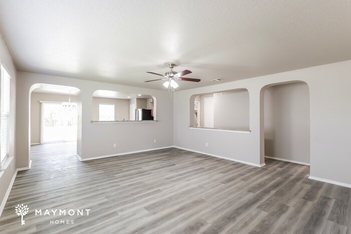 Building Photo - 11233 Forest Pass Ct