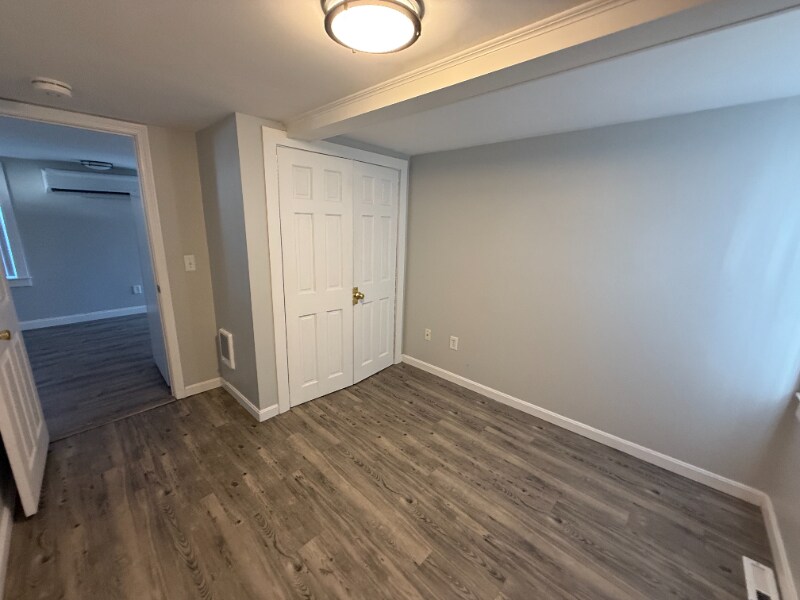 Building Photo - 5 Johnson Ave