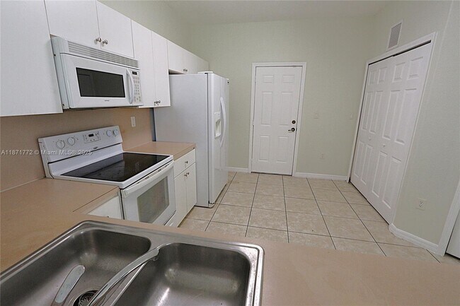 Building Photo - 15276 SW 88th Terrace