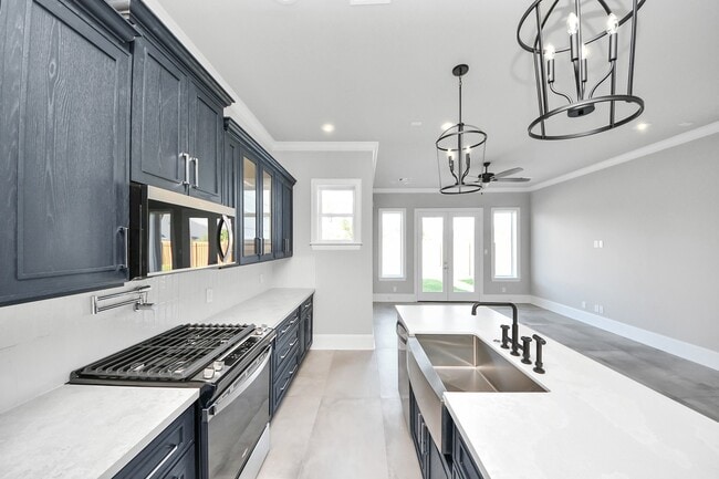 Building Photo - 6322 Milwee St