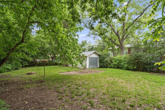 Building Photo - 1511 Alguno Rd