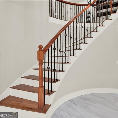 Building Photo - 3270 Brookview Dr