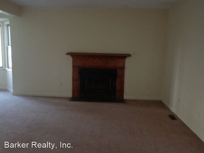 Building Photo - 3 br, 2.5 bath House - 6601 Orford Court