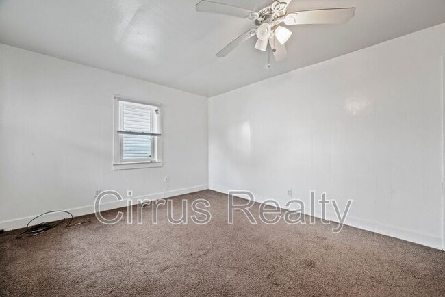 Building Photo - 1224 32nd St