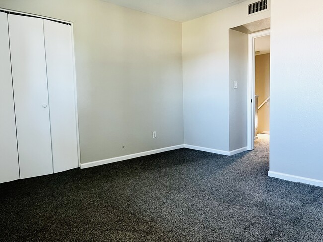 Bedroom 2 - 264 E Betty Elyse Ln