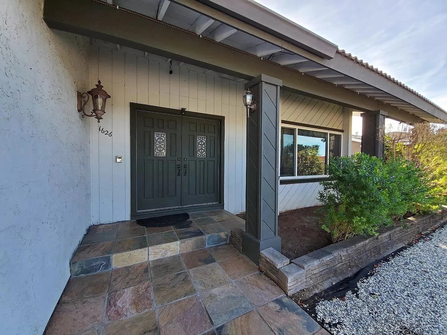Building Photo - 1626 Canna Ln