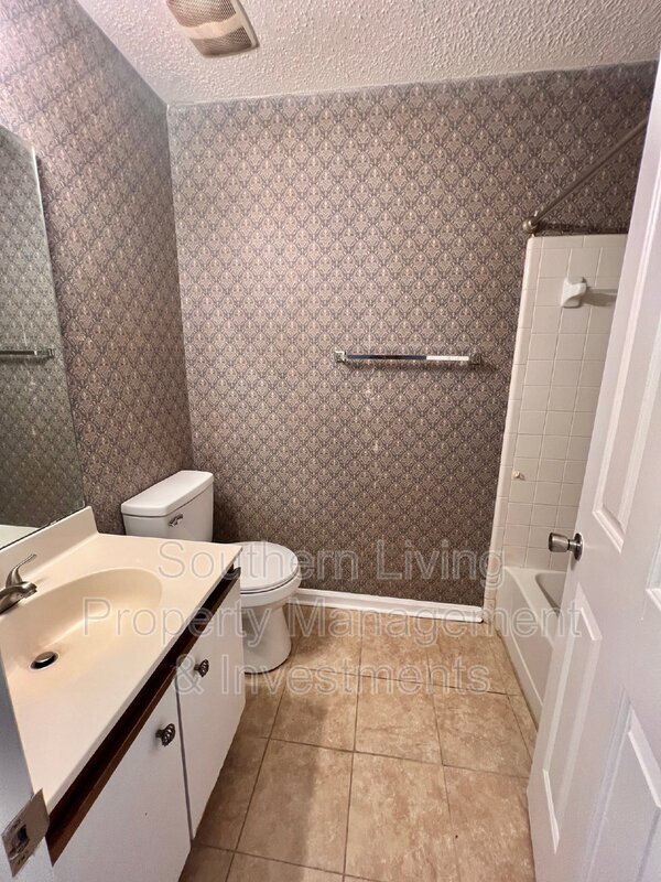 Building Photo - 7368 Rose Terrace Ct