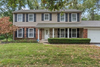 Building Photo - 11860 Shallowbrook Dr