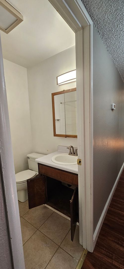 Building Photo - 2010 18th St