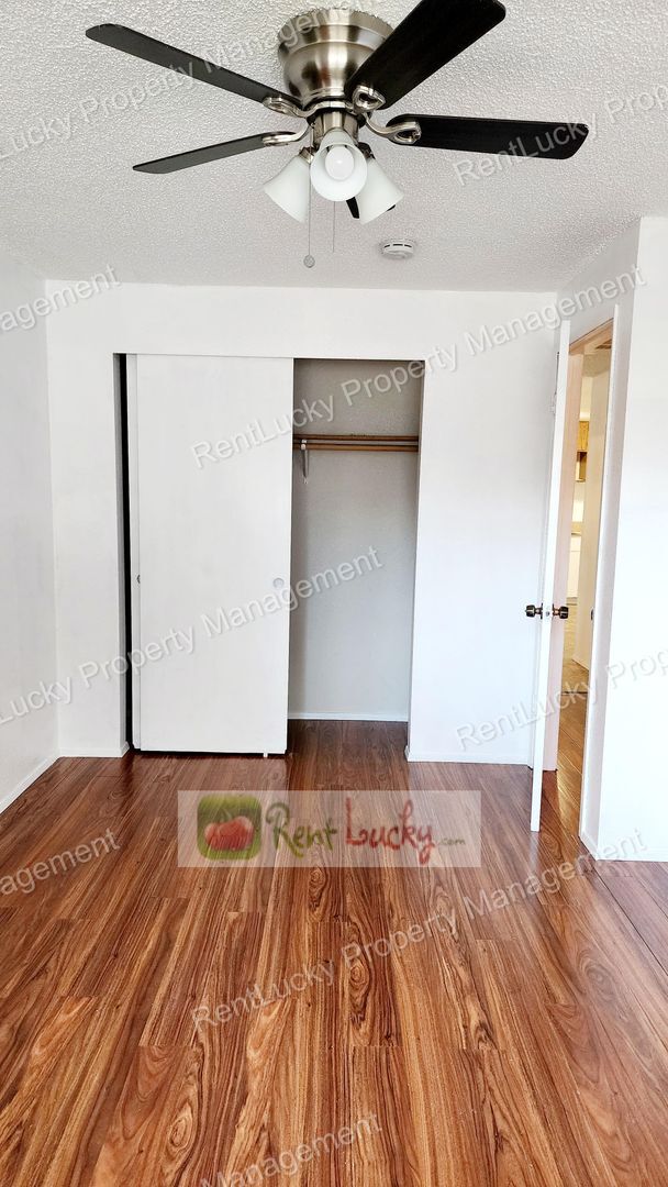 Building Photo - Green-Parkland Duplex