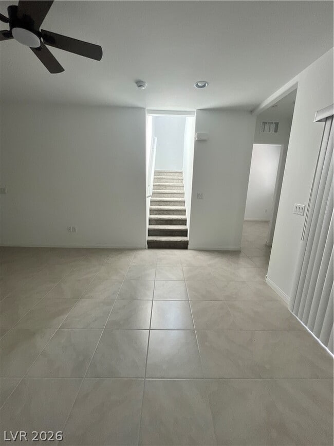 Building Photo - 398 Moonlight Opera Ct