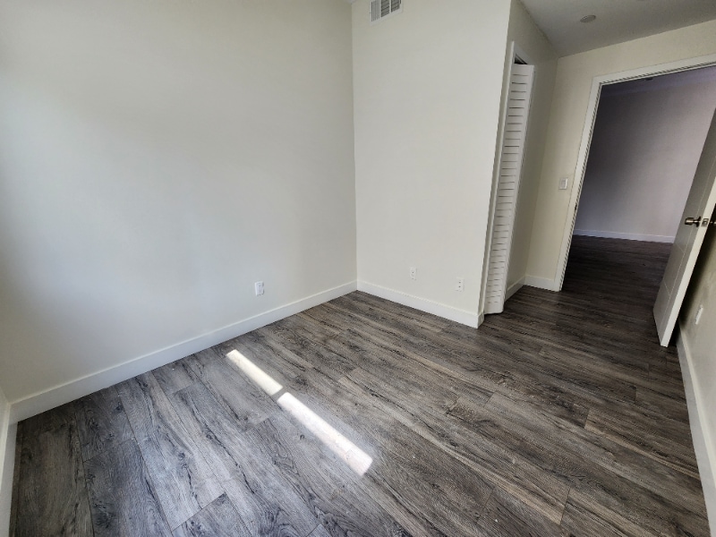 Building Photo - 6515 Florence Pl