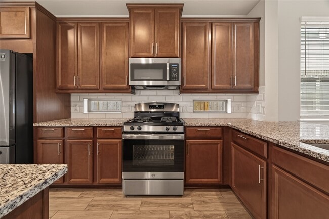 Building Photo - 10549 Wild Chives