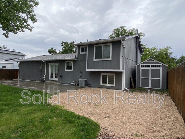 Building Photo - 4817 Ridenour Dr