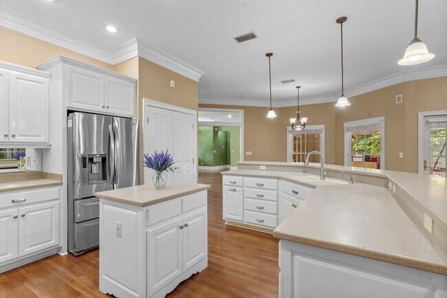 Building Photo - 8881 Winged Foot Dr