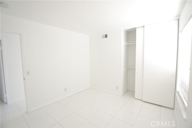 Building Photo - 5 Lemon Grove