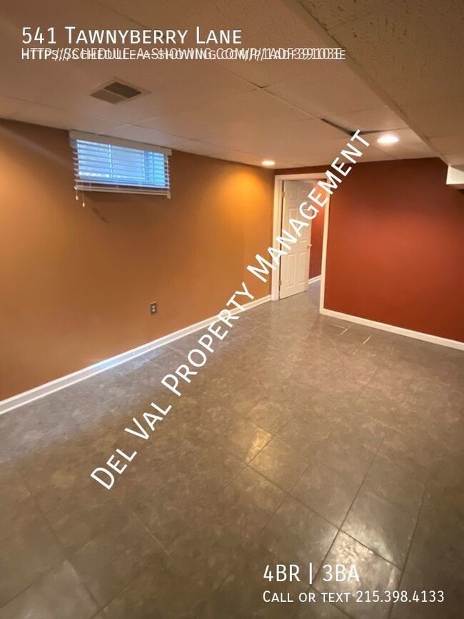 Building Photo - 541 Tawnyberry Ln