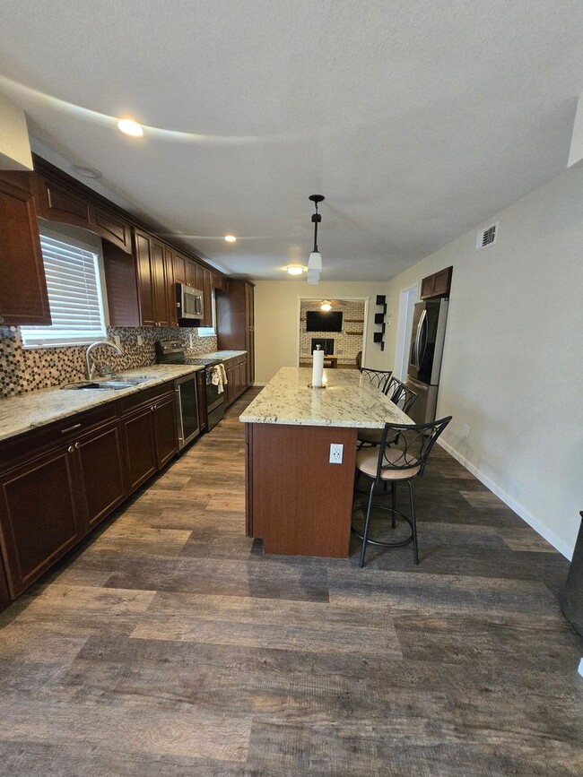 Building Photo - Fully  Furnished FLETC Rental Roswell, NM