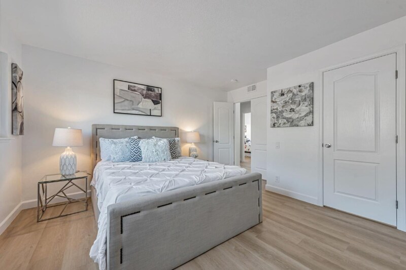 Building Photo - 4858 Rue Toulon Ct