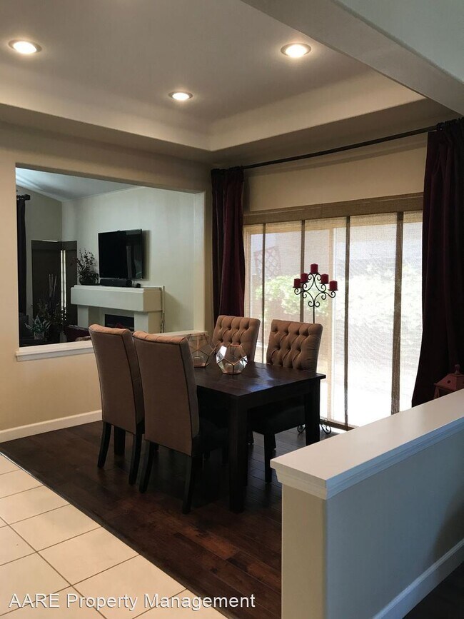 Building Photo - 2 br, 2.5 bath House - 40396 Via Estrada