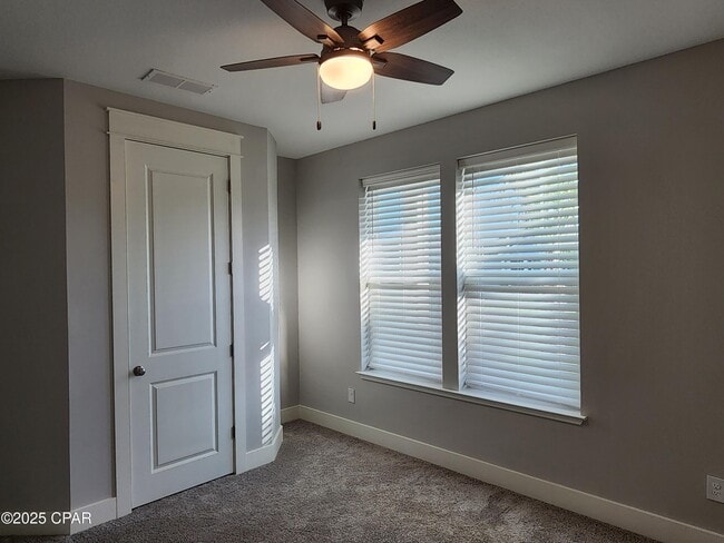 Building Photo - 1083 Harrison Byu Dr