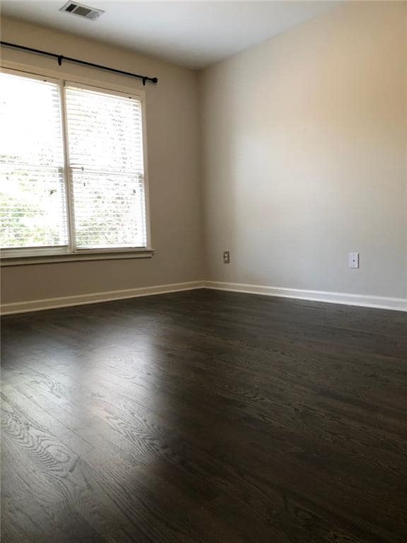 Building Photo - 2242 Lenox Walk NE