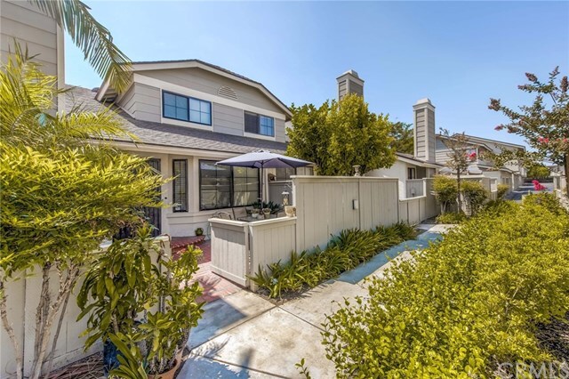 Primary Photo - 1700 W Cerritos Ave