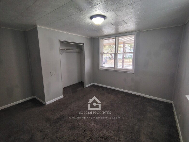 Building Photo - 2201 Central Ave