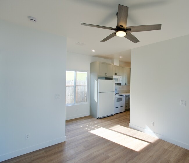 Building Photo - 10941 Westmore Ln