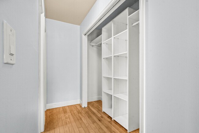 Building Photo - 1775 SW 8th St